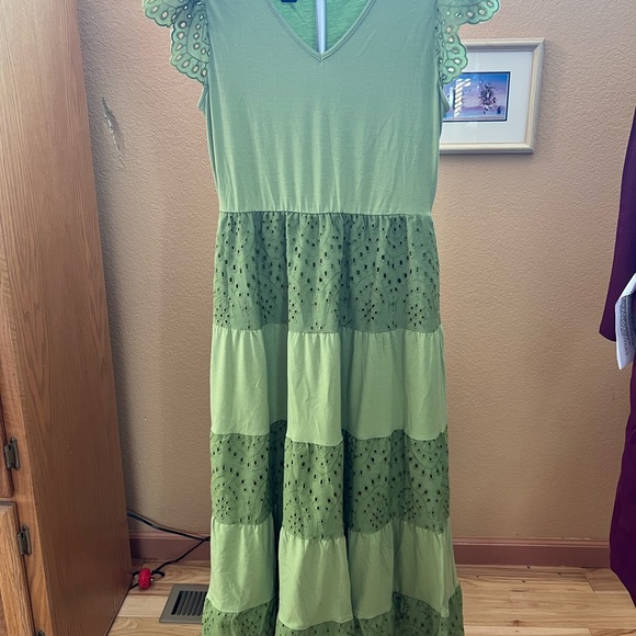 Grace Karin Green Lace Maxi Dress - Picture 3 of 4
